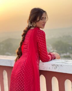 Mahira Sharma Instagram - 🔻