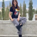 Mahira Sharma Instagram - If u know you know 🖤 Leh, India