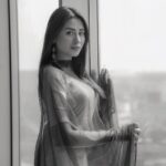 Mahira Sharma Instagram - You are exactly where you need to be trust the process. Trust 🌟 Dubai