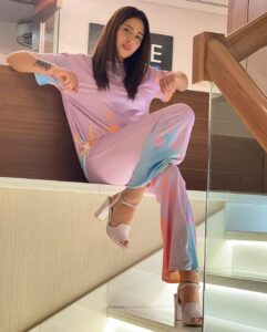 Mahira Sharma Instagram - I want to take you away 🌈 Dubai, United Arab Emirates