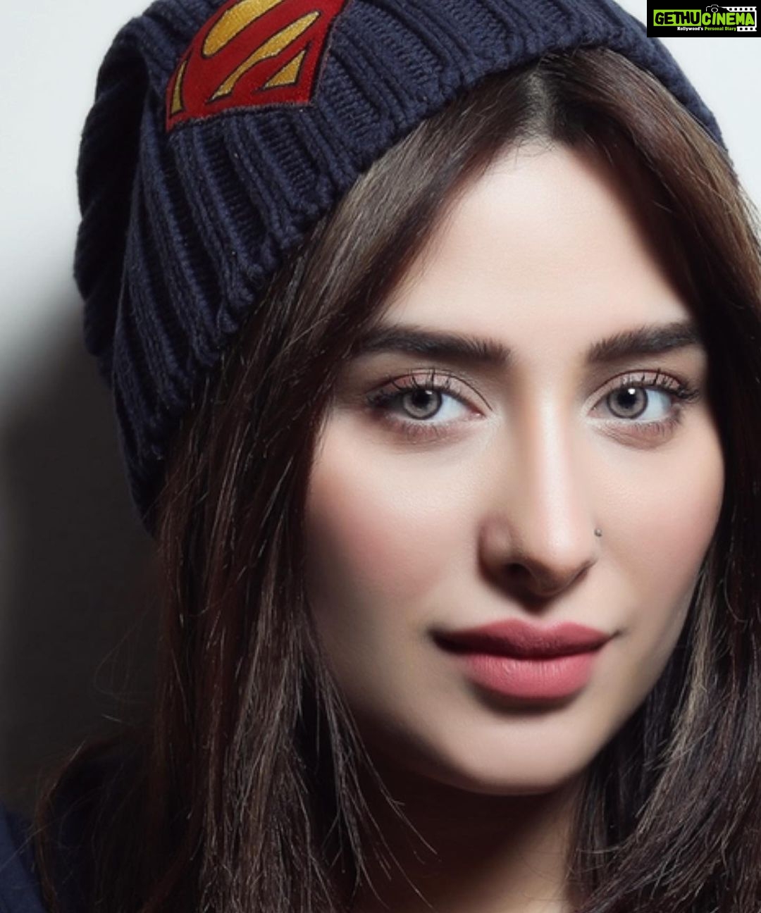 Mahira Sharma Instagram - I 👀 u .......🖤