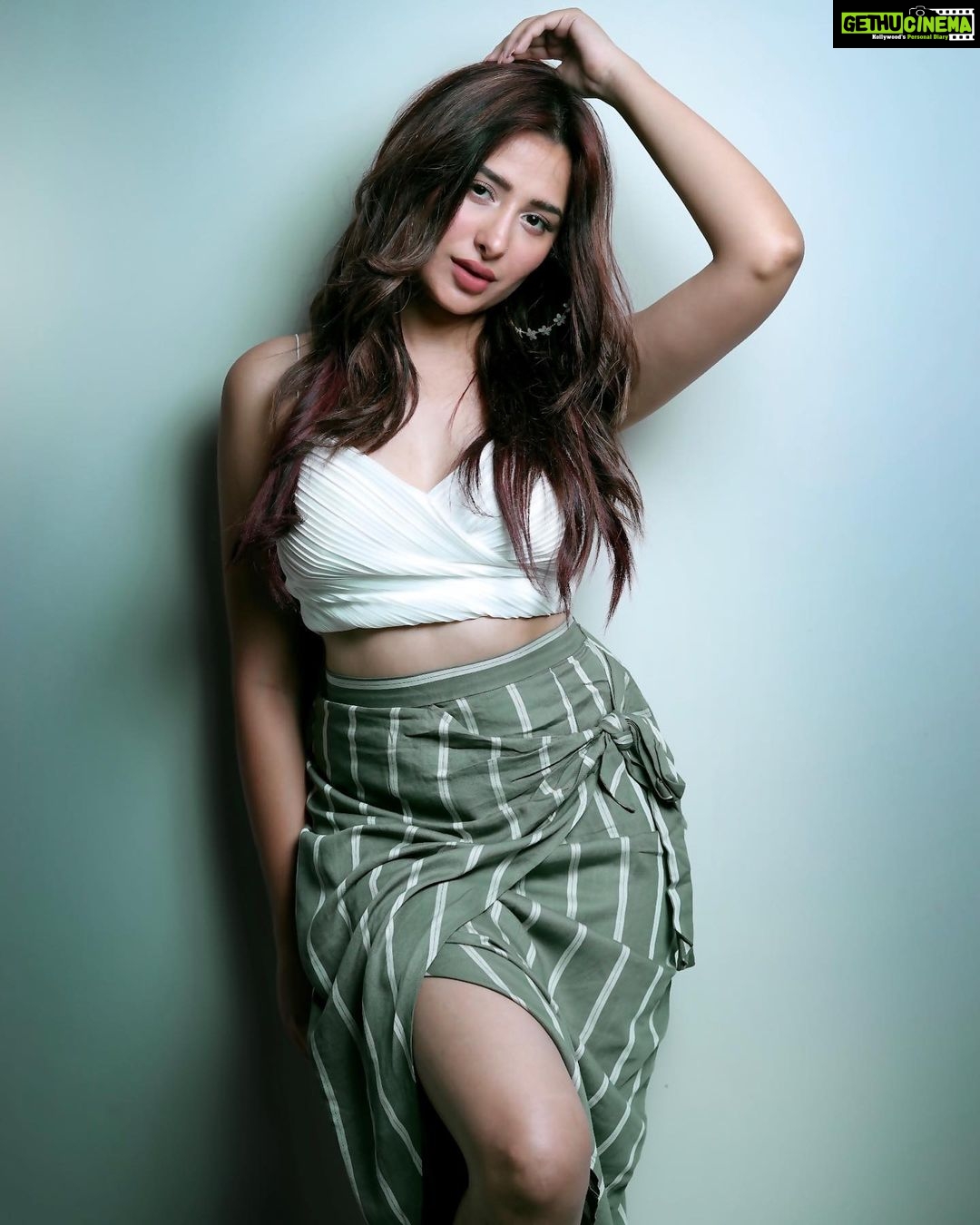 Mahira Sharma Instagram - Stuck with u 🤍
