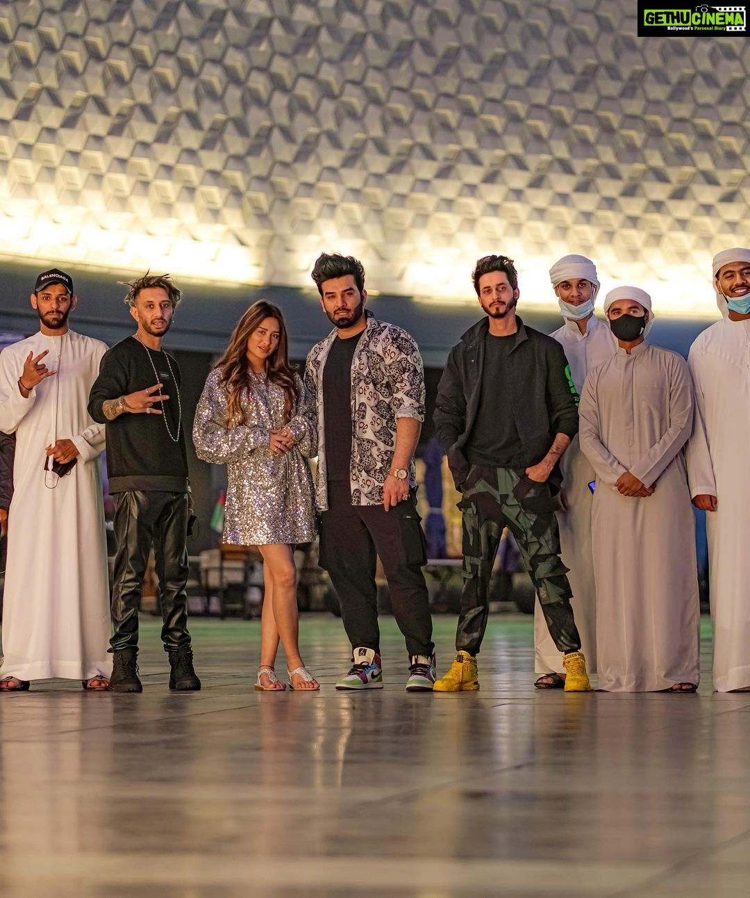 Mahira Sharma Instagram - Wallah habibi 💎 Dubai, United Arab Emirates