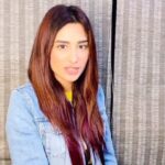 Mahira Sharma Instagram - Right now, social distancing is the best shield we can use to keep ourselves safe. But to ensure we stick to it, leaving cash and switching to digital payments with BHIM UPI must be a priority for all. So stay safe India and #PaySafeIndia! #UPIChalega @upichalega