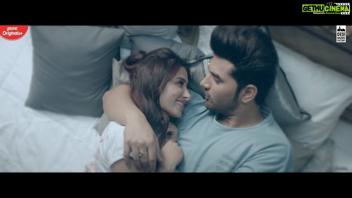 Mahira Sharma Instagram - #baarish out now ♥️ #pahira . . . . @parasvchhabrra @sonukakkarofficial @tonykakkar @anshul300 @nikhilmusic @desimusicfactory @dhruwal.patel