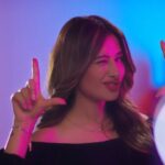 Mahira Sharma Instagram – #loveyouoye out now 🙌🏻☺️ let me know what you guys think mera ta favourite song aa ❤️ .
.
.
.
@prabhgillmusic @dilsher.trumakers @khushpal.trumakers @oldskool_official