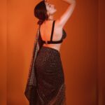 Mahira Sharma Instagram - 𝒷𝑒 𝒶𝓁𝓁 𝒾𝓃 𝑜𝓇 𝒷𝑒 𝓃𝑜𝓉𝒽𝒾𝓃𝑔 𝒶𝓉 𝒶𝓁𝓁 🍂 Outfit : @labeld Styling : @tiara_gal @akansha.27 💄: @puneet_makeovers 👠: @urbantoes