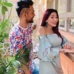 Mahira Sharma Instagram - Kya baat kya baat kya baat sahi hai 😜 @tonykakkar .