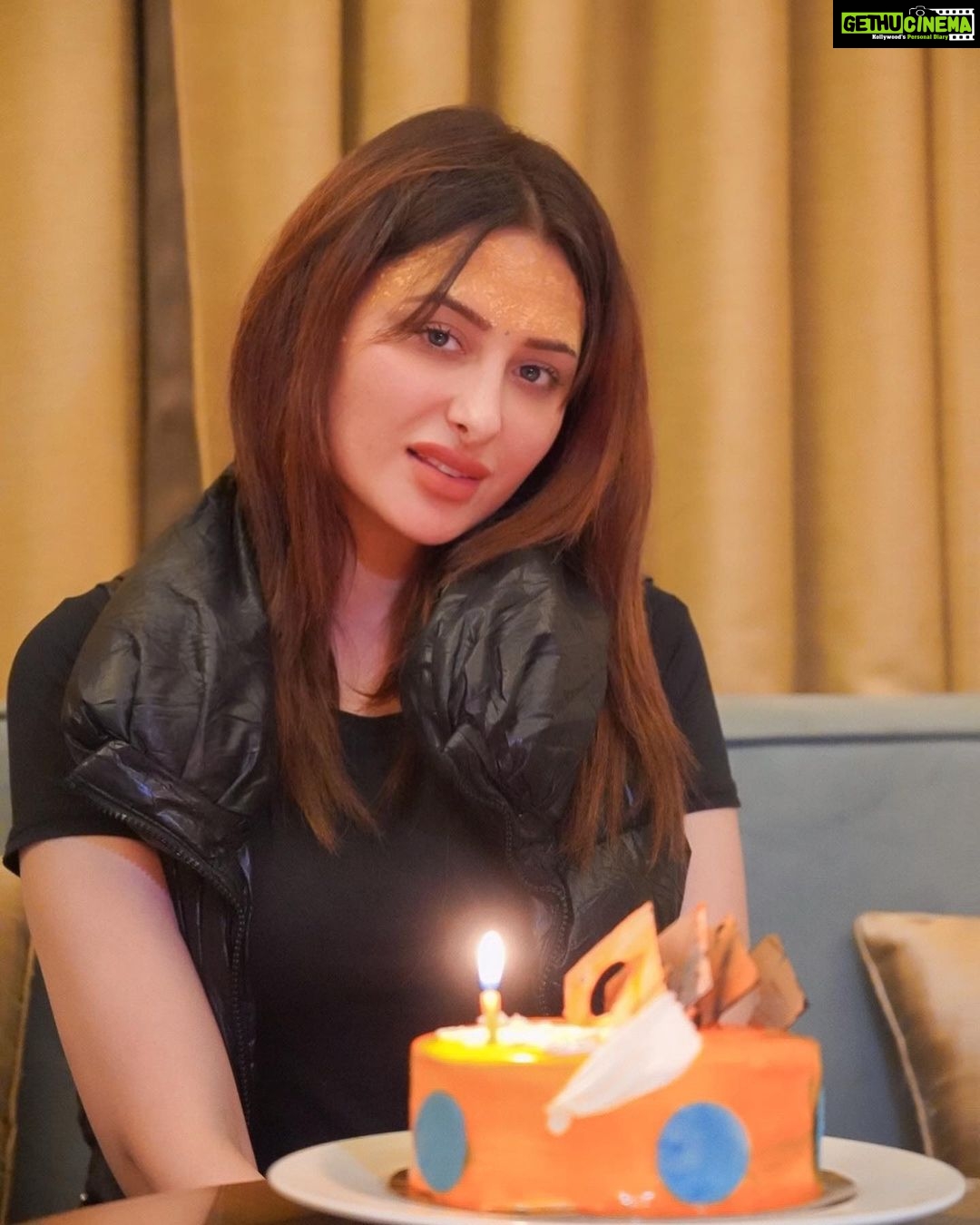 Mahira Sharma Instagram - happy birthday to me 🎂 Jammu and Kashmir