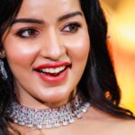 Malavika Menon Instagram - Birthday glow😍🥰✨ Capture @magicclick1005 Location @aatma_eventspace Decor @goodlook_theeventdesigners Dressed in @fashionbaycouture Dolled up @aswathi_sasidharan__