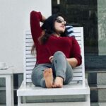 Malavika Menon Instagram - This is what staycation looks like…. Unbothered ..relaxed..😇☺️😄casual! Pc @pramodpappan007 @nima_chandran @ @bluesereneresorts Last weekend with backwater & coconut trees! 🤗