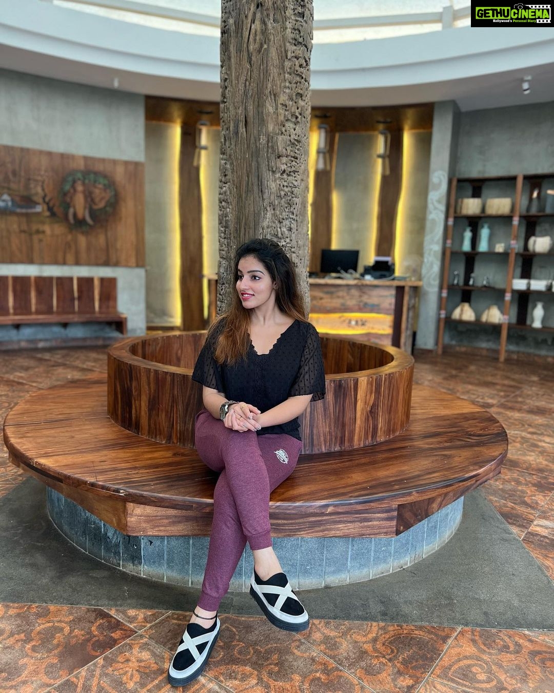 Malavika Menon - 63.6K Likes - Most Liked Instagram Photos