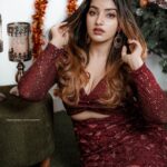 Malavika Menon Instagram - Merry Christmas loves🎅🎁✨ Wearing @fingerprinz_bridal_hub Capture @jishnumurali_ MAKEUP : @_arya_jithins_makeover Hair : @makeovers_by_anjaly