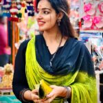 Malavika Menon Instagram - കൊടുങ്ങല്ലൂരിന്റെ ......സ്വന്തം🙏❤️ എന്റെ അമ്പലം 😍 Kodungallur Sree Kurumba Temple «ॐ» കൊടുങ്ങല്ലൂര് ശ്രീ കുരുംബ ക്ഷേത്രം