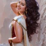 Malavika Menon Instagram – PRESENTING ….THE QUEEN AND WARRIOR OF MY DREAMS🥰😍❤️

Thanku @an__to__ny____ for this beautiful edit!