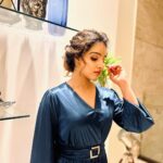 Malavika Menon Instagram – I wear blue 
I feel all new 
You can’t help but love me too🧿💙🥰🫣✨

#cinema #2023 #blue #love