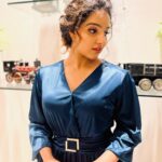 Malavika Menon Instagram – I wear blue 
I feel all new 
You can’t help but love me too🧿💙🥰🫣✨

#cinema #2023 #blue #love
