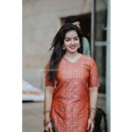 Malavika Menon Instagram – 🧡🍊
@liju_photographyoff @eldhosethomas.official