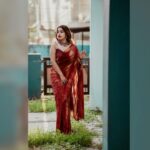 Malavika Menon Instagram – Sariee it’s the epitome of poise grace & beauty…🍁❤️🧡🤎🌝☺️👄🤗🤩

Wearing @damanz.designs mua @aswathi_sasidharan__ pc @amal_photographi_  jewelry @alameen_fashion_jewels