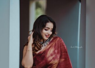 Malavika Menon Instagram - Sariee it’s the epitome of poise grace & beauty…🍁❤️🧡🤎🌝☺️👄🤗🤩 Wearing @damanz.designs mua @aswathi_sasidharan__ pc @amal_photographi_ jewelry @alameen_fashion_jewels