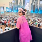 Malavika Menon Instagram - Happy 2023 my loves!💖🌐💝🌈✨❤️☯️🥰🥰wish you all goodness,prosperity,success,happiness,laughter,love,peace,togetherness and more and more..keep me in yours prayers too! #welcome #2023 #am #ready #for #u #goa #best #newyear #loveit @boombox.in #sunburngoa #sunburn #afrojack #blackcoffee #dj #danceitout HillTop Goa