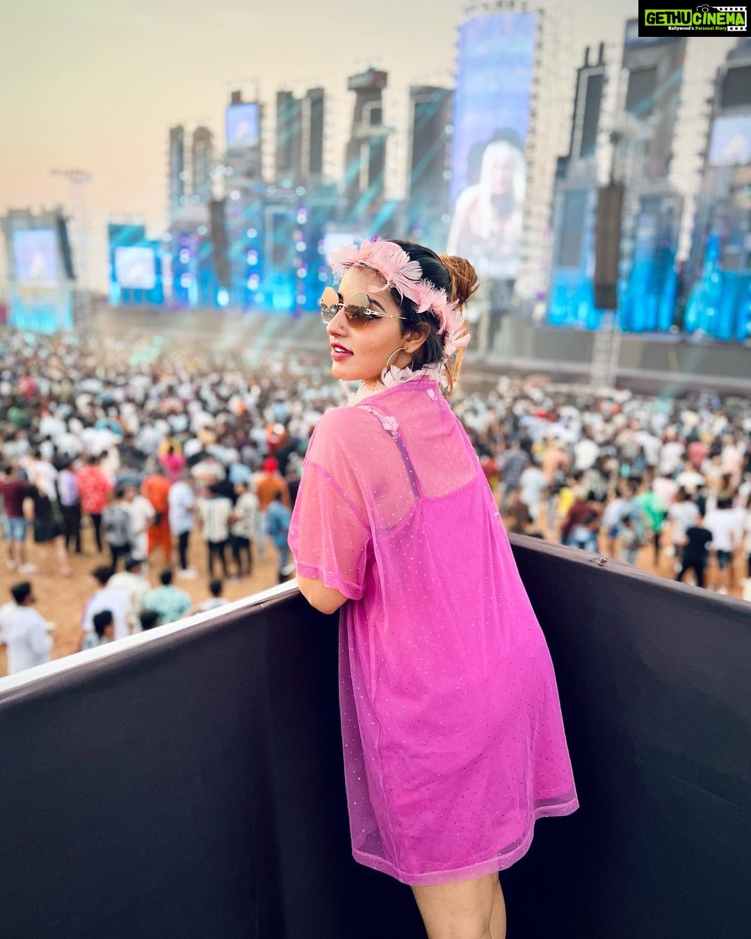 Malavika Menon - 69.9K Likes - Most Liked Instagram Photos