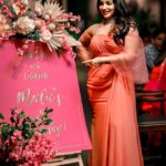 Malavika Menon Instagram - Cheers to another year🥂✨ Pc @_sooraj_sankar_ Location @aatma_eventspace Decor @goodlook_theeventdesigners Dressed in @fashionbaycouture Dolled up @aswathi_sasidharan__