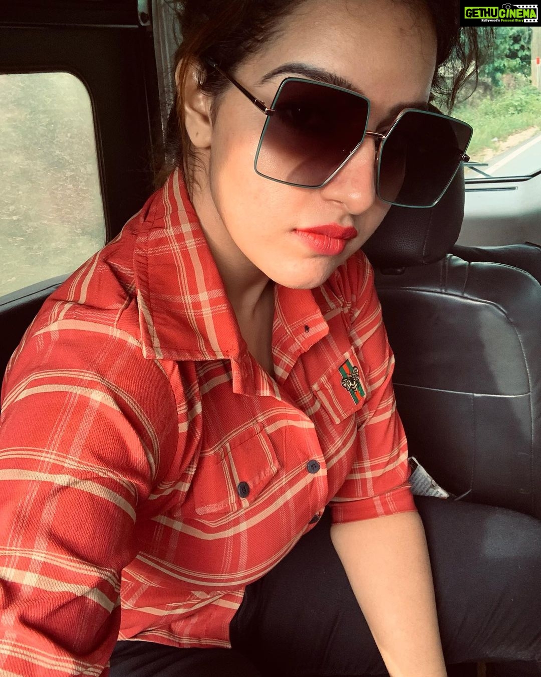 Malavika Menon Instagram - Getting all the vitamin D 🌞✨ @wild_range_trekkers_wayanad