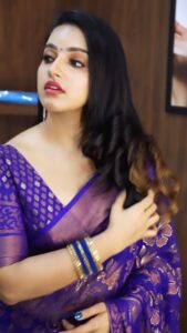 Malavika Menon Instagram - ❤️❤️❤️ Mua @naturalsattingal