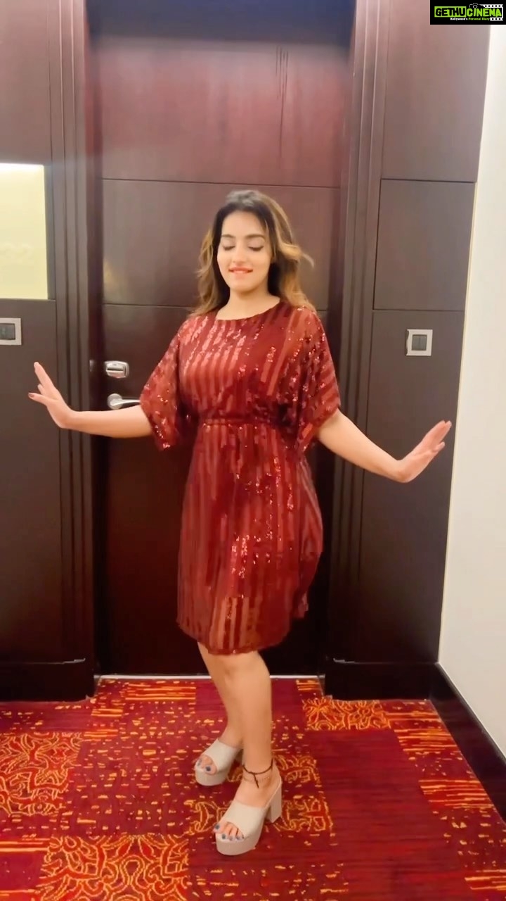 Malavika Menon - 59.8K Likes - Most Liked Instagram Photos