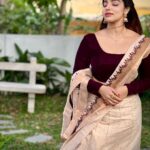 Malavika Menon Instagram - കേരള പിറവി ദിനാശംസകൾ ❤️✨ @swayamvarasilksindia #keralapiravi #being #traditional #keralite #mallu #malavika #malavikamenon #today #trendingreels #trending #cinema #shoots #millionaire #followers #hit #soon