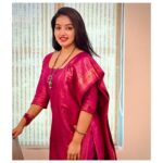 Malavika Menon Instagram - Wishing you a joyful Easter filled with all the best things in life 🐣💖💛happy Easter 🧡💖