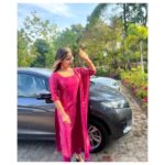 Malavika Menon Instagram - Wishing you a joyful Easter filled with all the best things in life 🐣💖💛happy Easter 🧡💖
