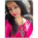 Malavika Menon Instagram - Wishing you a joyful Easter filled with all the best things in life 🐣💖💛happy Easter 🧡💖