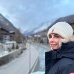 Mandana Karimi Instagram – Life is good 🫶🐷 

#livelife #travel Matterhorn, Zermatt, Swiss Alps