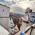 Mandana Karimi Instagram - You can stand tall without standing on someone. You can be a victor without having victims Bag @givenchyofficial Jacket @zara Shoes @fendi Glasses @gentlemonster Denim @barushka شما میتونید بلند باشید بدون اینکه پا روی کسی بذارید! شما میتونید فاتح باشید بدون اینکه قربانی داشته باشید. #مانداناکریمی #هلند #آمستردام #mandanakarimi #amsterdam #Netherlands Amsterdam, Netherlands