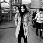 Mandana Karimi Instagram - London 2022 🖤 مشکی رنگ عشقه 🖤🤍 . . . . #londoncity #travlink #likeavirgin #mandanakarimi #black London, United Kingdom