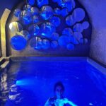 Mandana Karimi Instagram - Check out this amazing indoor pool! It’s a private and super way to get started on my work/holiday trip. 🤩 🏊‍♀️ #travelreels #parisfrance La Maison Favart