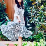 Mandana Karimi Instagram - A perfect day is when the soul smile ☺️ Well it was kinda a perfect day, even tho I was recovering from my surgery, but the team who I was shooting with, the location, old dear friend clothe’s which I was wearing, weather …. And so many other small reasons made me smile! 🙆🏻‍♀️ Just wanna remind you, we all have at least one reason to smile in hard times, what’s yours? Would love to read your comments 🥰 Outfit: @varunbahlpret H&MUA: @makeupbyaakashi Photographer: @ishanzaka Location: @lodhagroup_india Happy Sunday ☀️ بهترین روز، روزی که دل شما شاد باشه! دوس داشتم یادآوری کنم که با تمام مشکلات و سختی ها بعد از عمل جراحی که داشتم کلی چیزای ریز و درشت هم اطرافم بودن که شدن باعث لبخند امروز من! همه ما حداقل یک دلیل داریم که تو هر شرایطی لبخند به لب ما بیاره، دلیل شما چیه؟ برام‌ تو کامنتا بنویسید 🥰 #mandanakarimi #fashion #style #smile #happysunday #loveyourself #motivation #womenpower #actress #Bollywood #model #مانداناکریمی #استایل #فشن #موفقیت #لبخند #بالیوود #بازیگر Lodha - the World Towers