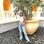 Mandana Karimi Instagram - Just feeling my vibe right now 🤩 #goadiaries #white Goa, India