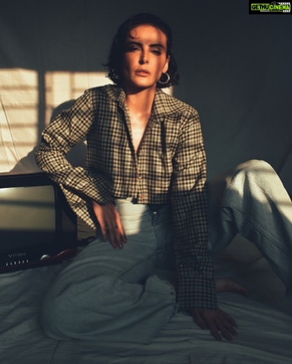Mandana Karimi Instagram - Chillies 😎 📸 @pehelaggarwal Styled @pallakhshah 💄 @annieemakesart Wearing @deme_love_ #collabration #shoot #مانداناکریمی Mumbai, Maharashtra