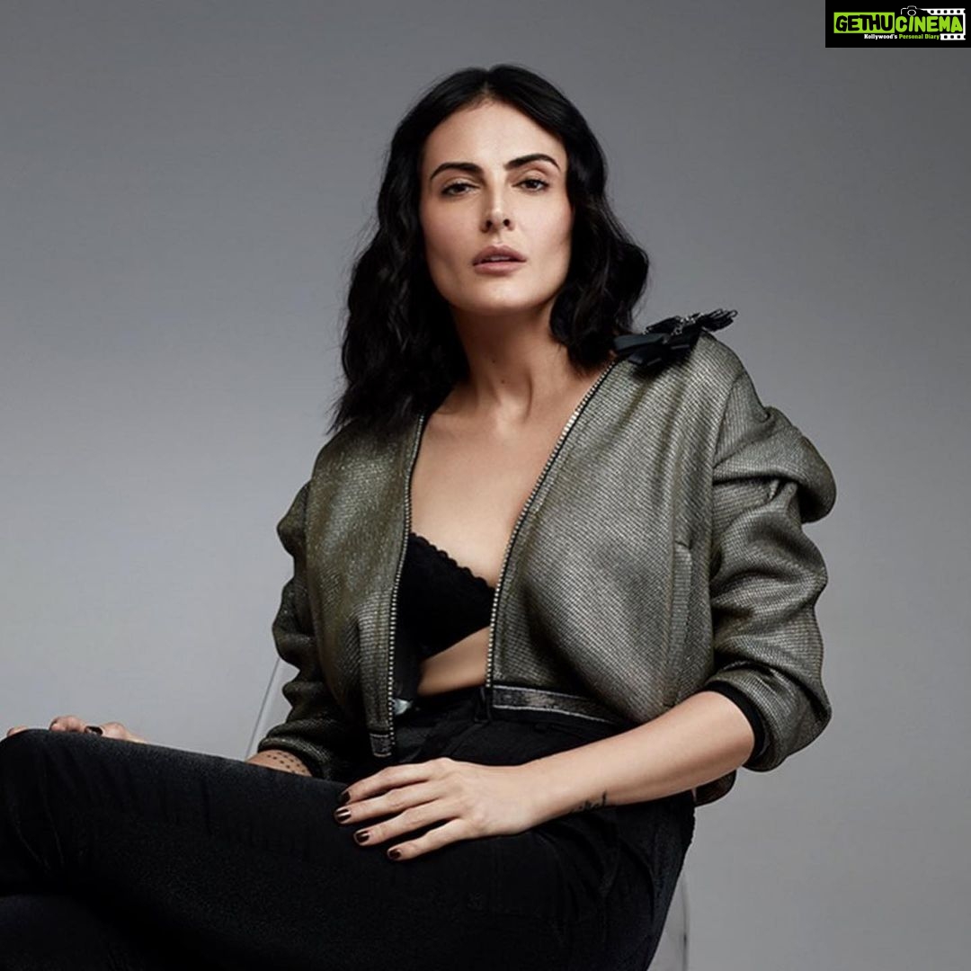 Mandana Karimi - 9.4K Likes - Most Liked Instagram Photos
