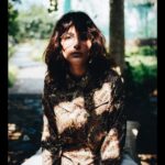 Mandana Karimi Instagram - Just me and my fav shirt 🤓 📸 by @bharat_rawail @divyashetty_