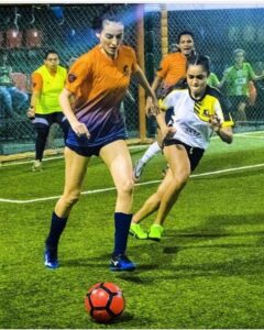 Mandana Karimi Instagram - Missing Sunday football ⚽️ #throwback #football