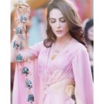Mandana Karimi Instagram - #throwback from #wallawalla song by @officialgarrysandhu 🌸 📸 by @arpan_chahal_photography
