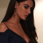 Mandana Karimi Instagram - By “ Parvin Jahanbani “ I am a woman Who has not buried love alive in her body The desert that screams: Rain on me. My heart is heavy I am a woman Banished from the abode of the gods. Let the green-tongued ones of unknown love Reproach Raba’a and Forugh. Women who Love the raw passion of love Women who, with their pains, cannot be confined Women who do not hide Their feelings in the corners of their scarves or behind their veils Or under the carpet. روز دختر مبارک ♥️