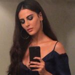 Mandana Karimi Instagram – By “ Parvin Jahanbani “ 
I am a woman

Who has not buried love alive in her body 
The desert that screams: Rain on me.
My heart is heavy

I am a woman

Banished from the abode of the gods.
Let the green-tongued ones of unknown love
Reproach Raba’a and Forugh.
Women who
Love the raw passion of love 
Women who, with their pains, cannot be confined
Women who do not hide
Their feelings in the corners of their scarves or behind their veils
Or under the carpet.  روز دختر مبارک ♥️