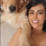 Mandana Karimi Instagram - I live ,I burn with life ,I love ,I slay and I AM CONTENT . Robert E Howard In collaboration with @feminaindia #slaywithfemina #slayathome #quarantine #workout #brekfast #pets Wearing @kosha_yoga_co 🧘‍♀️