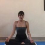 Mandana Karimi Instagram – The other day took an online yoga class by Amy @parkviewhealthclubs @rezaparkview 🙌🏻 Balancing your #quarantine days is the 🔑 So glad I started yoga again ❤️ #keepbreathing #yoga #balance