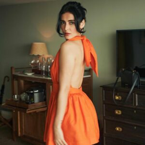 Mandana Karimi Instagram - Orange is a Color of liberation,from the pains of hurtful love and inner insecurities . To ‘ channel orange ‘ is to truly be free, To be YOU . . . Dress- @julyissue_online Earrings- @zohra_india Necklace- @tanzire.co Bag- @zara Styled by @anshikaav Assisted by @anushaaaaaa10 Production by @socialfabric_ Hair & makeup by @charllotewang_hmua . . . . . . #mandana #mandanakarimi #photography #shooting #fashionphotography #photoshoot #bollywoodfashion #collaboration #lifestyle #explorepage #bollywoodactress #bollywood #luxurylifestyle #fashionmodel #model #portraitphotography #makeup #styling #bollywoodactress #modelling #photooftheday #shoot #portrait #fashion #ootd #bollywoodlife #fashionshoot #bollywoodupdate #indoorshoot Mumbai - मुंबई